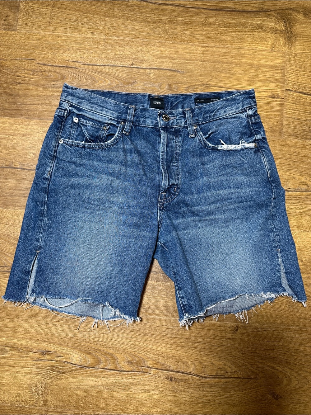 Edwin 100% Cotton Distressed Denim Cutoff Shorts Size 29